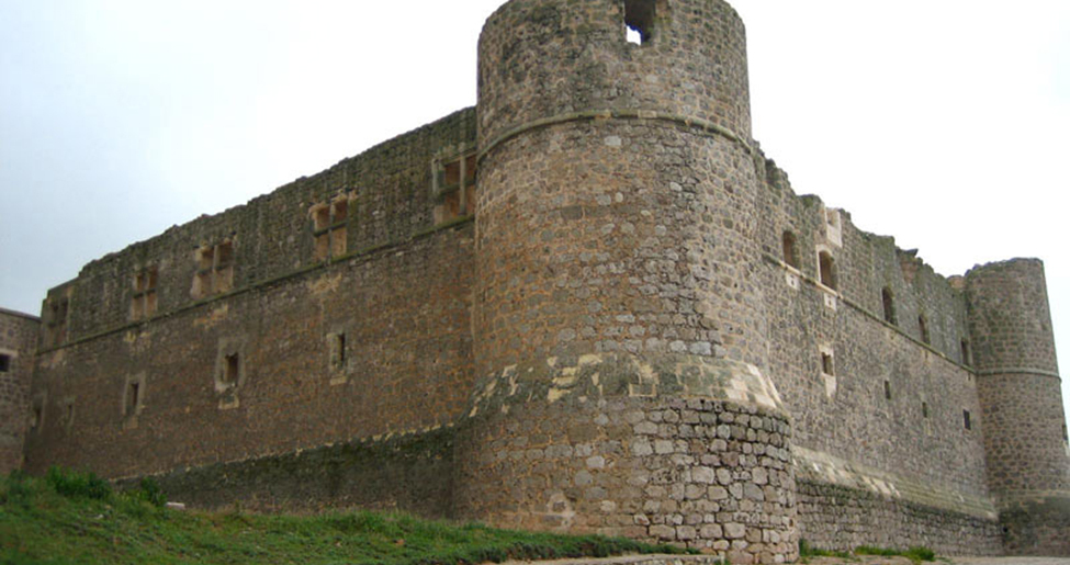 Resultado de imagen de castillo castillo de garcimuñoz