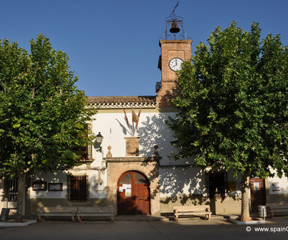 Iglesia del siglo XV de El Peral