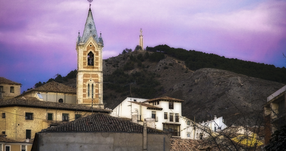Visit El Salvador de Cuenca Church | TCLM