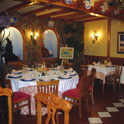 Hostal-Restaurante La Murralla, en Cañete (Cuenca)