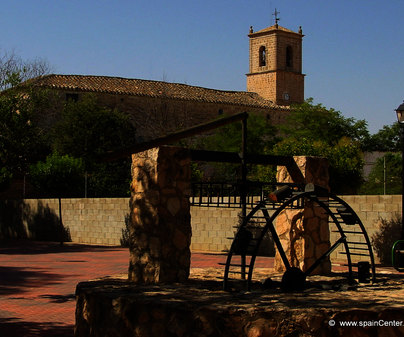 Noria e Iglesia de Minaya (Albacete)