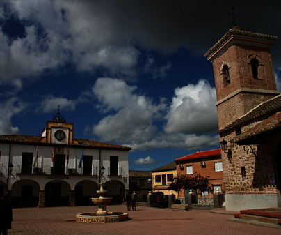 Plaza de Espaa de Santa Ana de Pusa (Toledo)