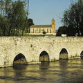 Puente viejo en Villarta de San Juan