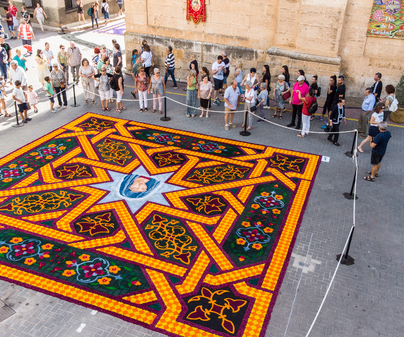 Fiesta de las Alfombras de Serrín del Corpus de Elche de la Sierra