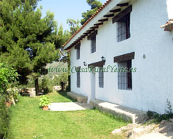 Casas Rurales Camaretas, en la pedana de Bochorna (Yeste, Albacete)