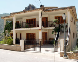 Casa Rural La Casona, en Ayna (Albacete)