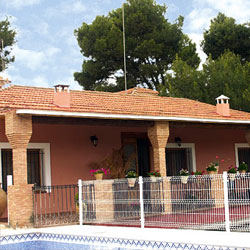 Casa Rural Paraje Escunatar, en Helln (Albacete)