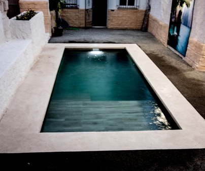 La casa de las mariposas piscina