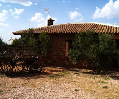 Vista exterior de las Casas Rurales El Palomar. Ossa de Montiel