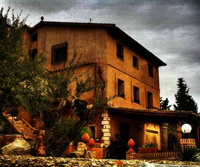 Fachada. Casa rural El molino de los secretos. Almoguera (Guadalajara)