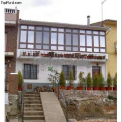 La Balconera de Ana, en Puebla de Don Rodrigo (Ciudad Real)