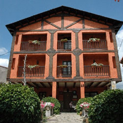 Hostal Serrana, en Tragacete (Cuenca)