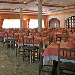 Hostal-Restaurante Amigo, en Ocaa (Toledo)