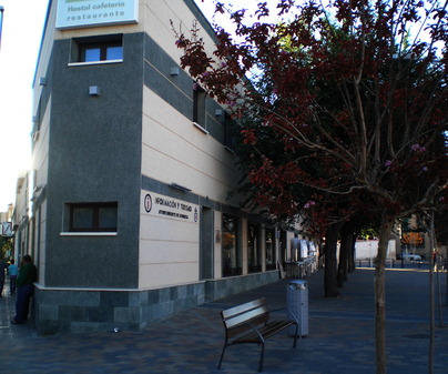 Fachada de Hostal Restaurante La Perdiz en Sonseca (Toledo)