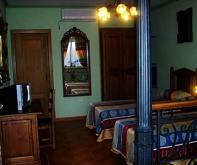 Hotel Complejo Los Delfines (Valdepeas)