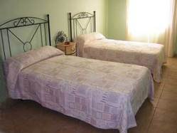 Apartamentos Tursticos Castrn, en Mira (Cuenca)