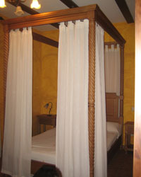 Apartamentos Tursticos Alvado, en Tamajn (Guadalajara)
