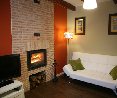 Apartamentos Turísticos Cerro Socorro 2, chimenea
