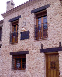 Alojamientos Rurales Singulares La Torre Blanca Alta y Baja, en Ripar Viejo (Ripar, Albacete)