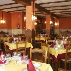 Restaurante Entrevias, en Valdepeas