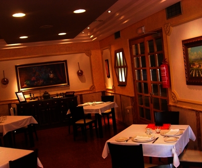 Restaurante. Aldaba, en Villarrubia de los Ojos.