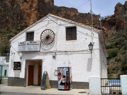 Restaurante La Toba, en Ayna (Albacete)