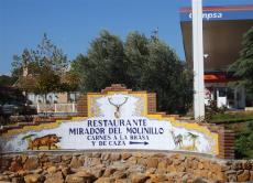 Restaurante Mirador del Molinillo, de la pedana de El Molinillo (Retuerta del Bullaque, Ciudad Real